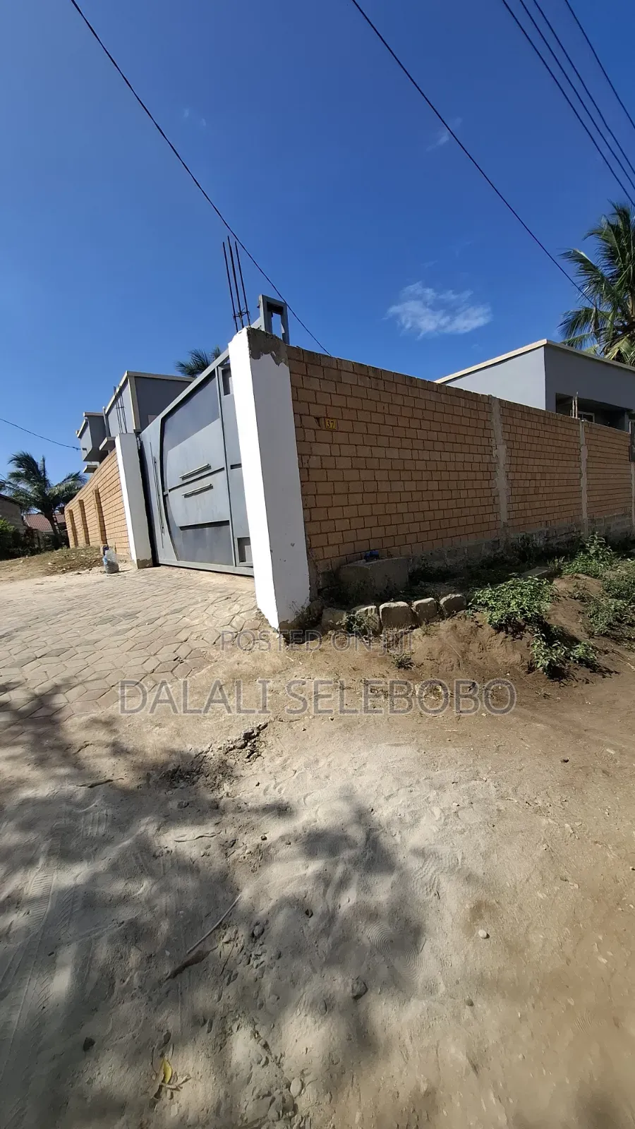 4bdrm Apartment in Madale Atlas, Goba for sale