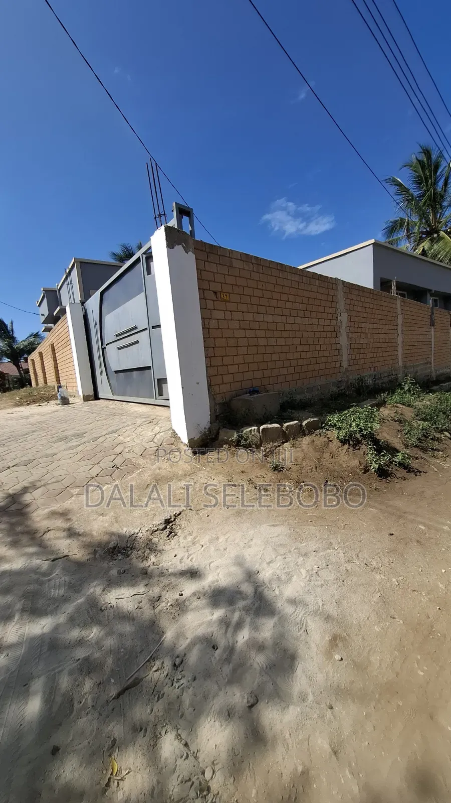 4bdrm Apartment in Madale Atlas, Goba for sale