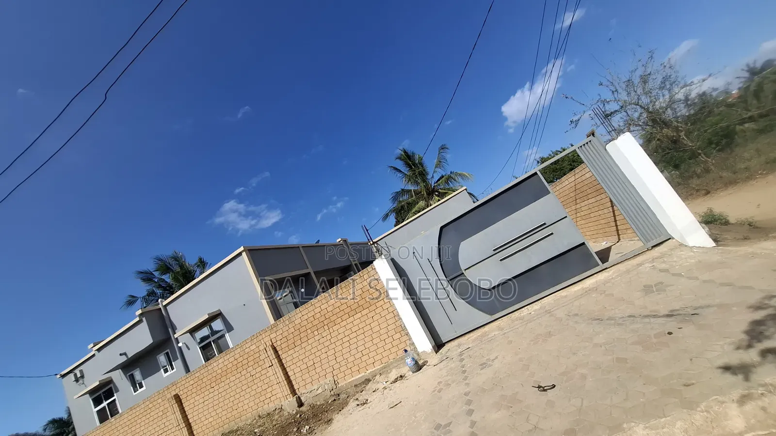 4bdrm Apartment in Madale Atlas, Goba for sale