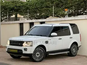 Land Rover Discovery 2016 White