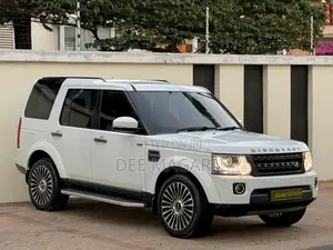 Land Rover Discovery 2016 White