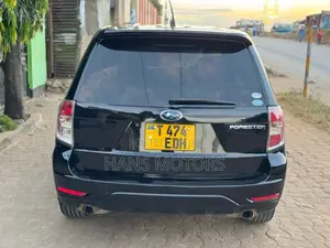 Subaru Forester 2010 Black