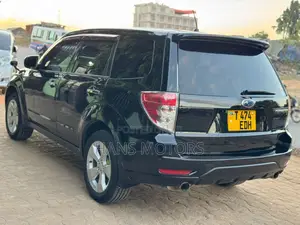 Subaru Forester 2010 Black