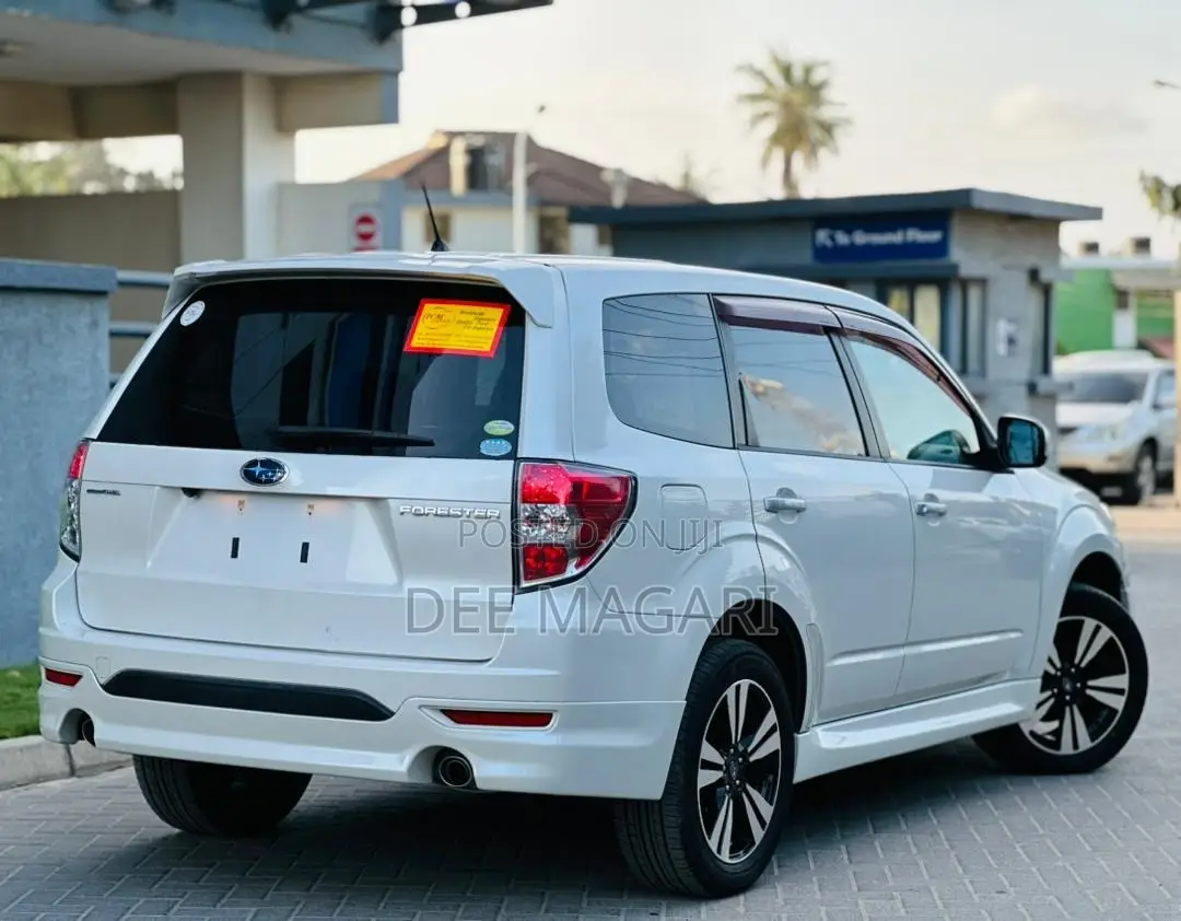 Subaru Forester 2011 White