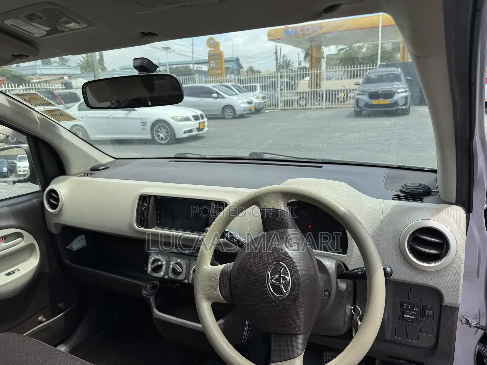 Toyota Passo 2012 Pearl