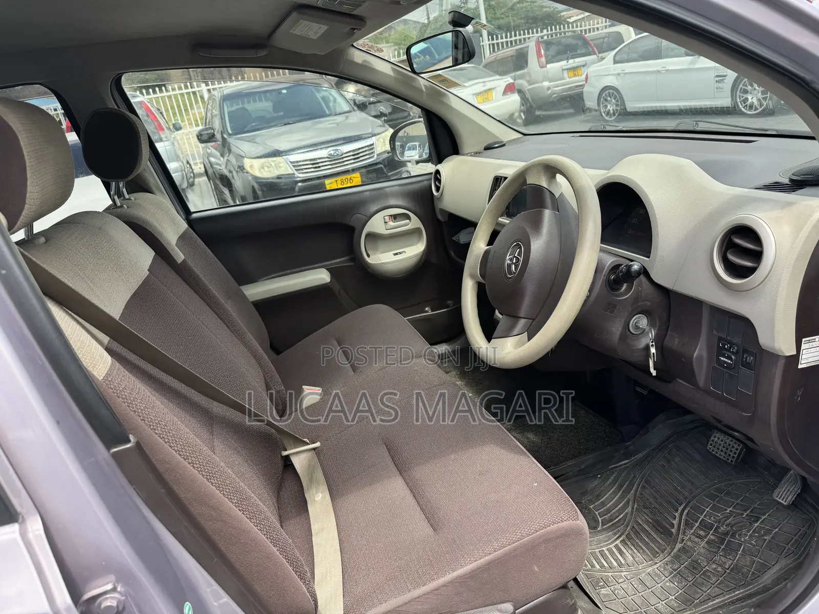 Toyota Passo 2012 Pearl