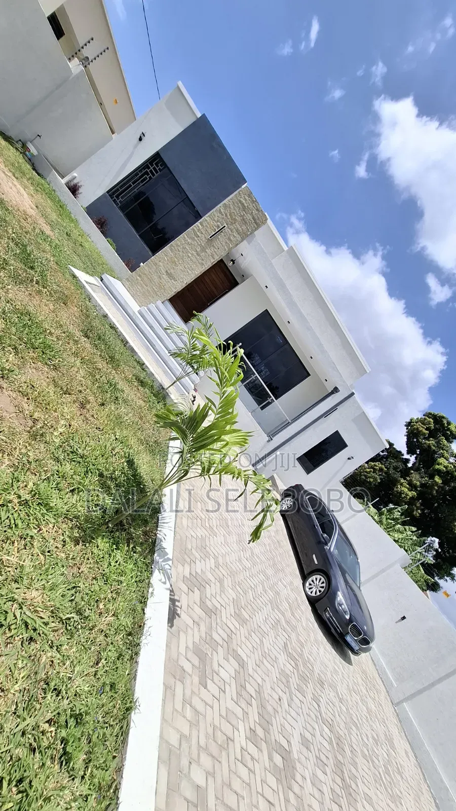 3bdrm Bungalow in Goba Lastanza for sale