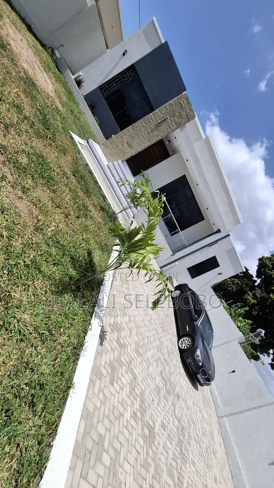 3bdrm Bungalow in Goba Lastanza for sale