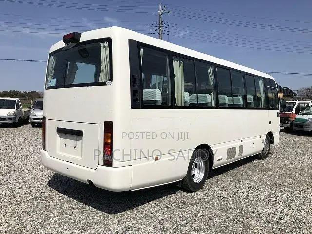 Nissan Civilian 2006 White
