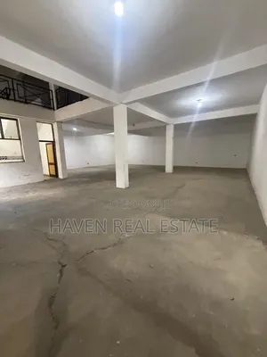 Godown for Rent at Changombe