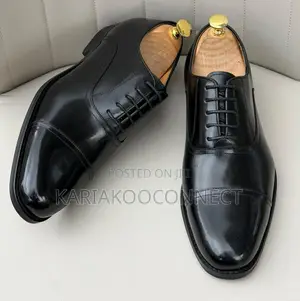 Classic Leather Oxford Shoes