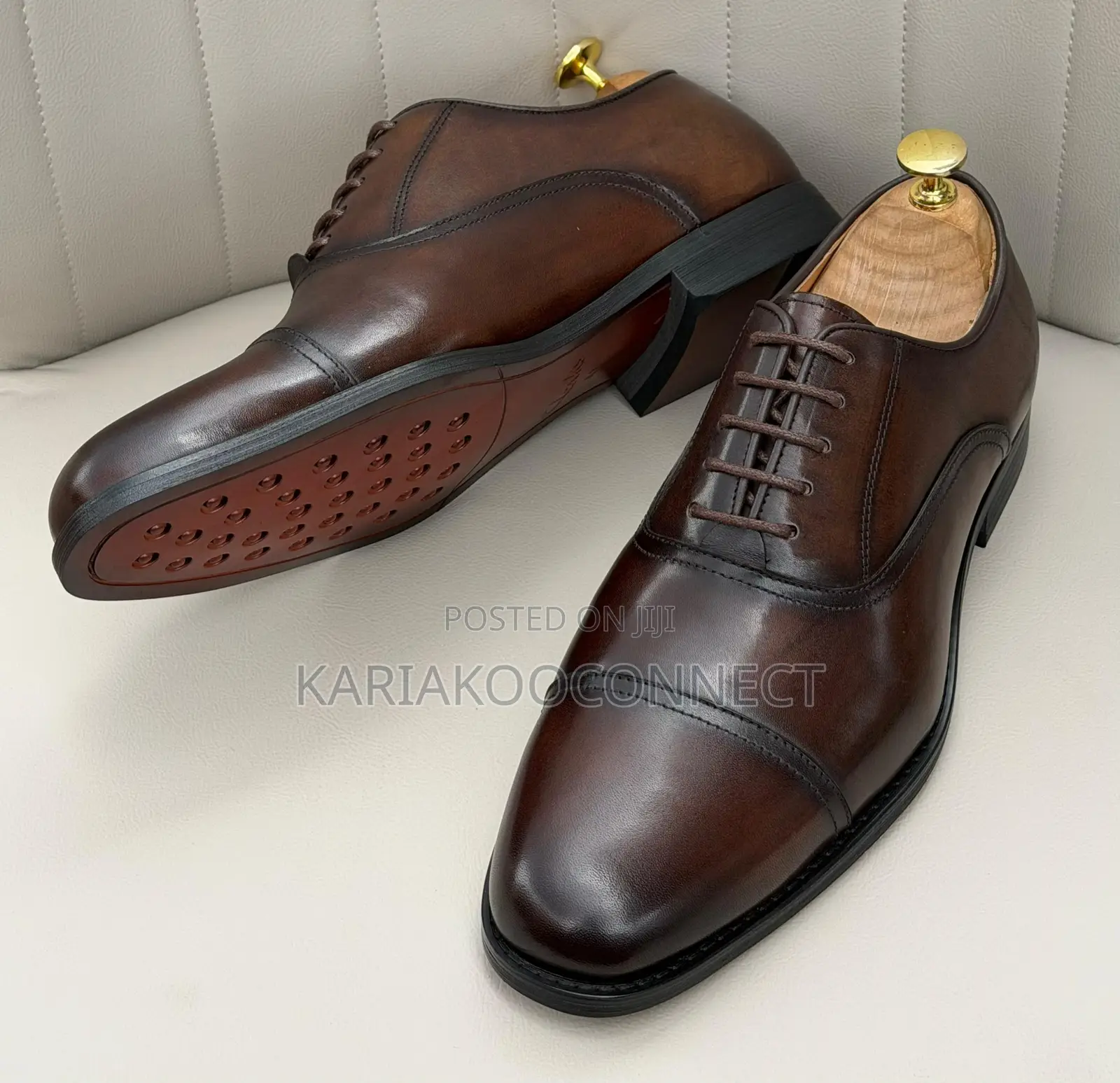 Classic Leather Oxford Shoes