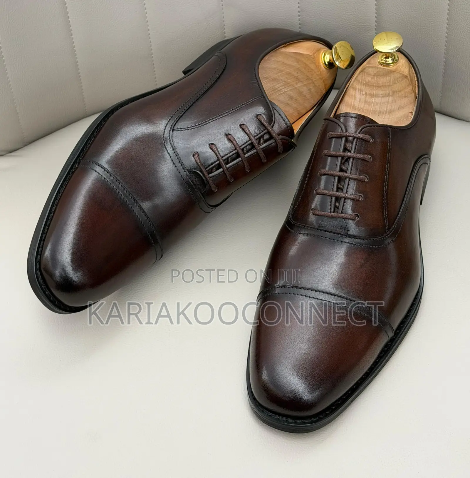 Classic Leather Oxford Shoes