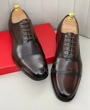 Classic Leather Oxford Shoes
