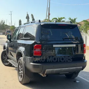 Toyota Land Cruiser 2025 Black