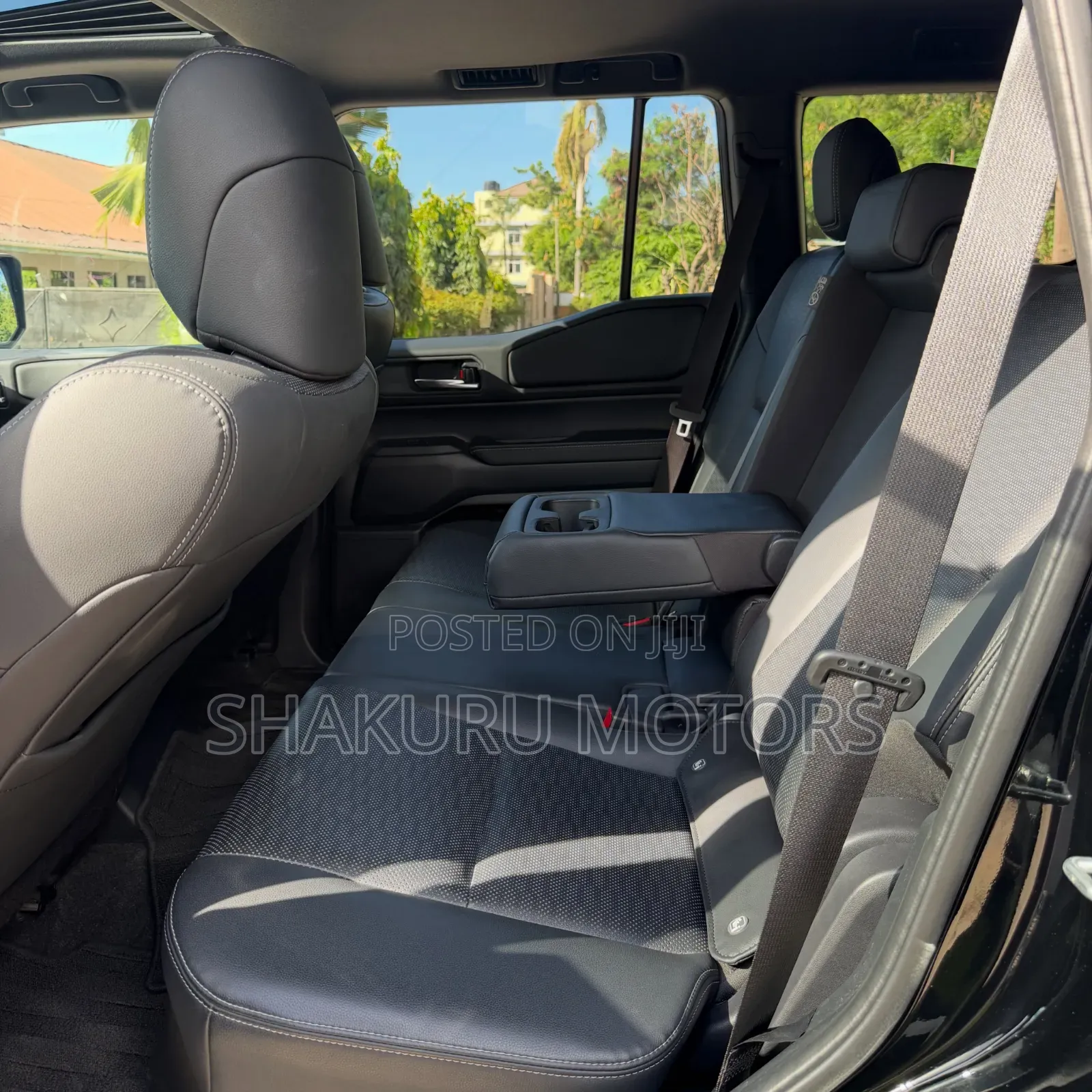 Toyota Land Cruiser 2025 Black