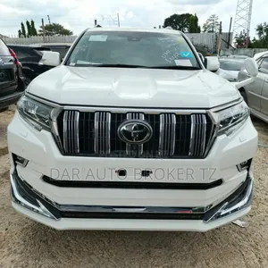 Toyota Land Cruiser Prado 2021 White