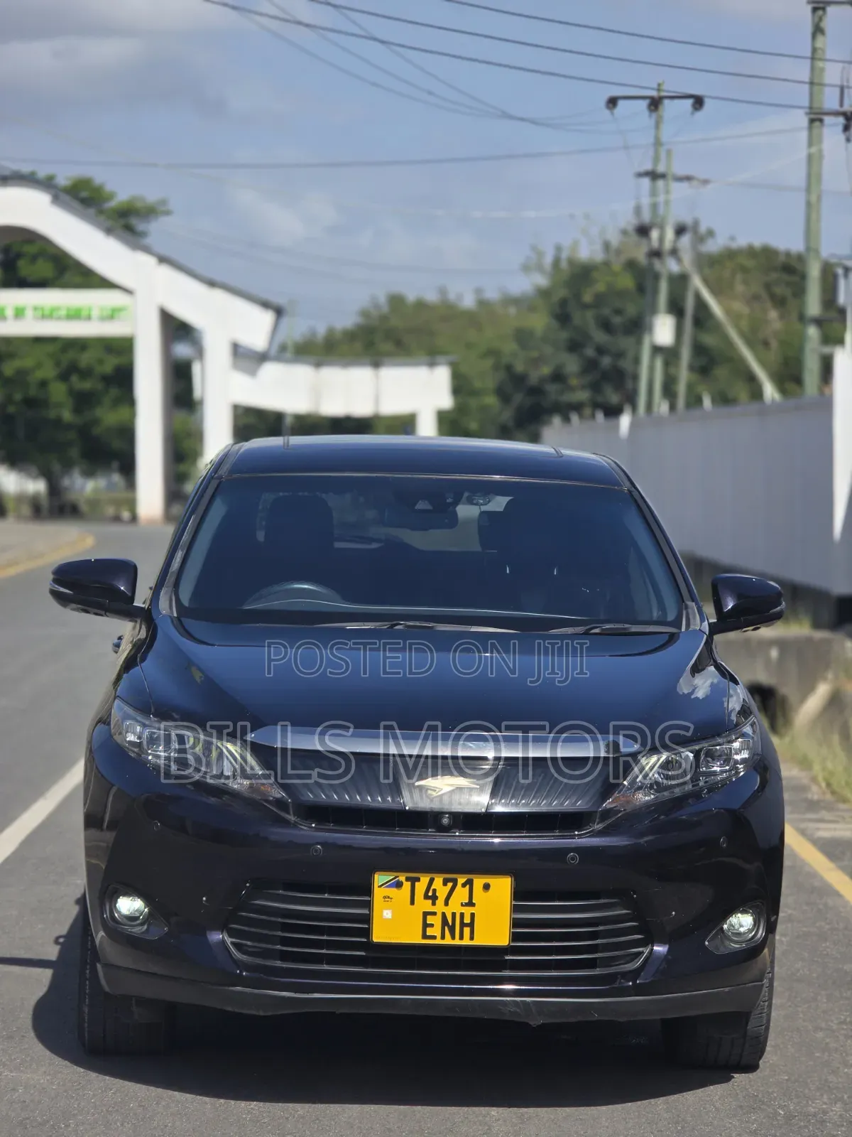 Toyota Harrier 2016 Maroon