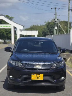 Toyota Harrier 2016 Maroon
