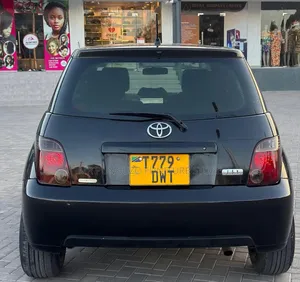 Toyota IST 2006 Black