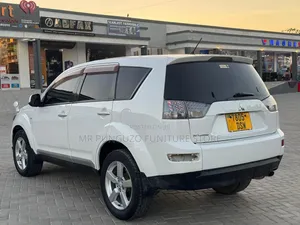 Mitsubishi Outlander 2007 White