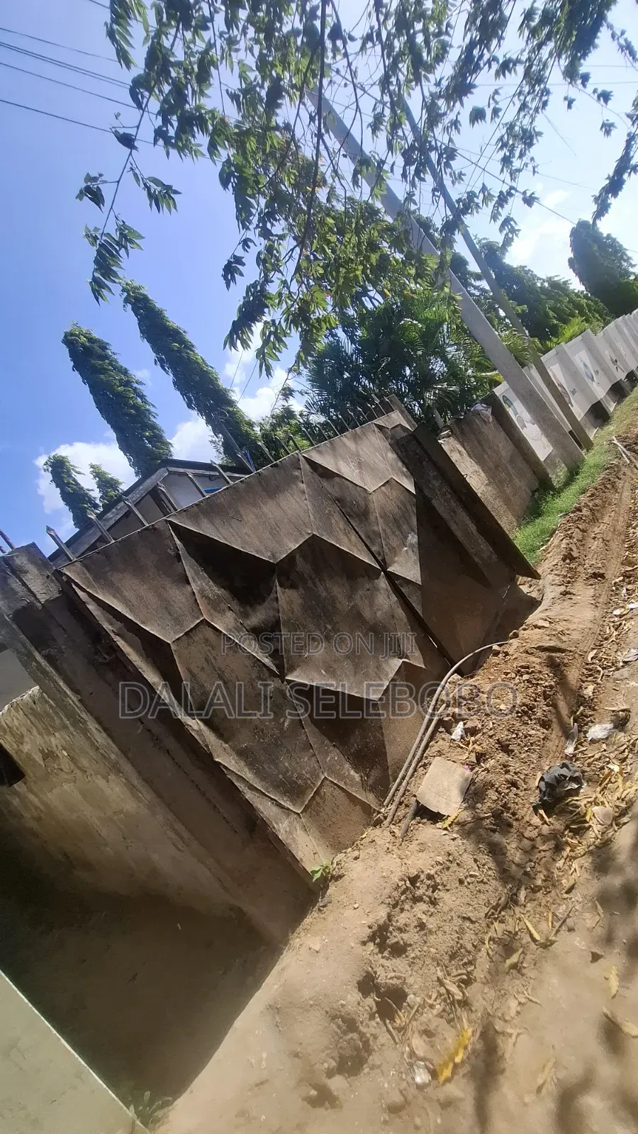 4bdrm Bungalow in Makongo Juu Ccm, Kinondoni for sale