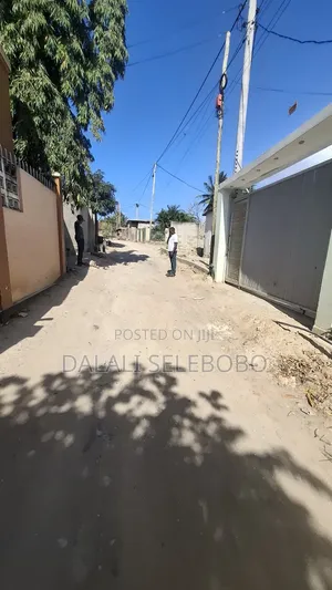 4bdrm Bungalow in Makongo Juu Ccm, Kinondoni for sale