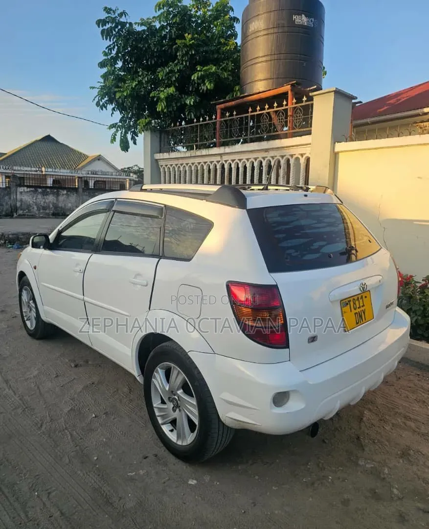 Toyota Voltz 2004 White