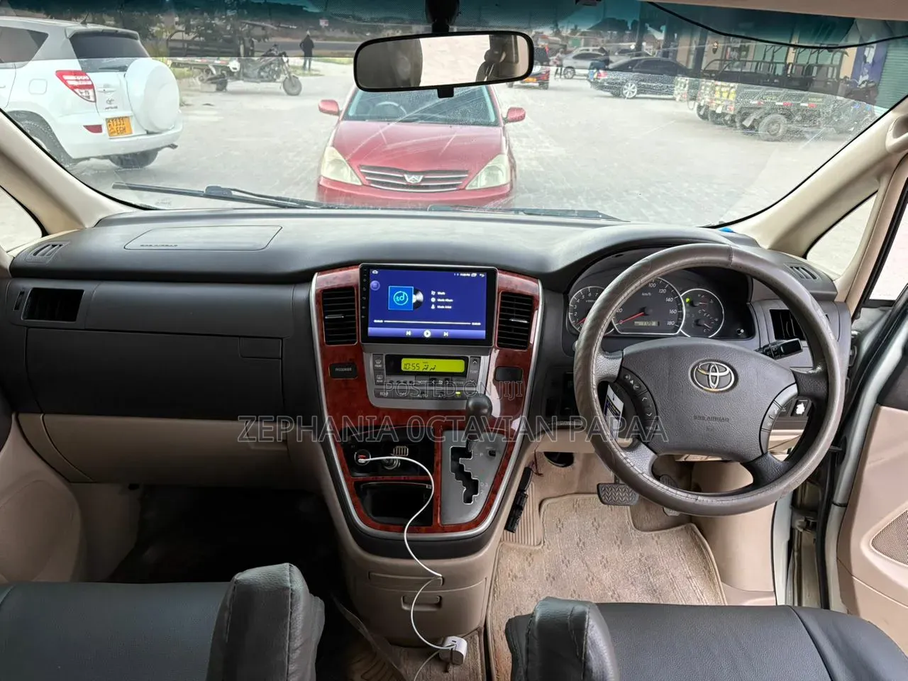 Toyota Alphard 2004 Silver