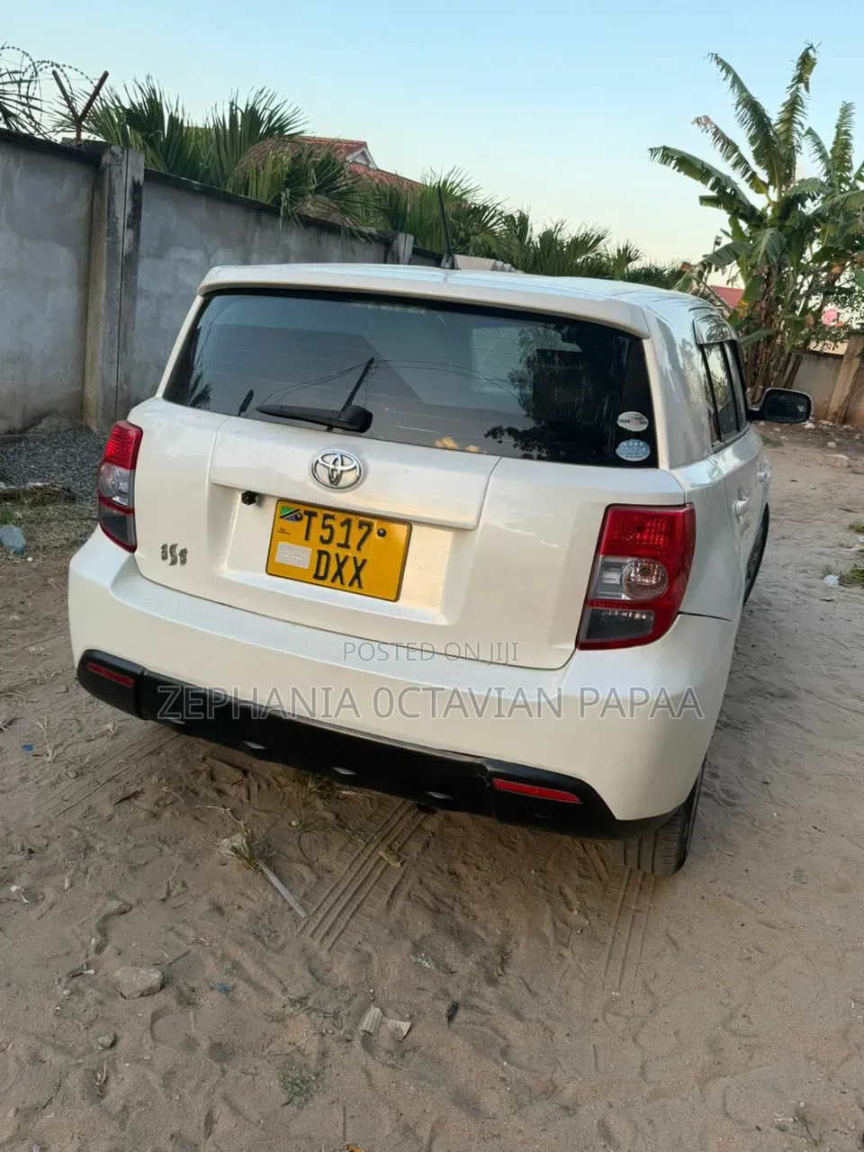 Toyota IST 2009 White