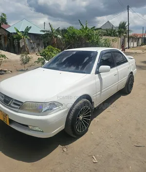 Toyota Carina 2001 White