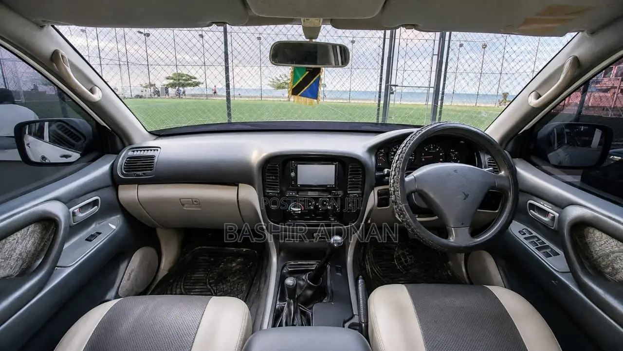 Toyota Land Cruiser 100 GX 4.2 D 2005 White