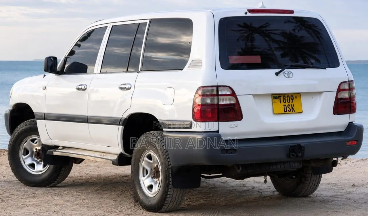 Toyota Land Cruiser 100 GX 4.2 D 2005 White