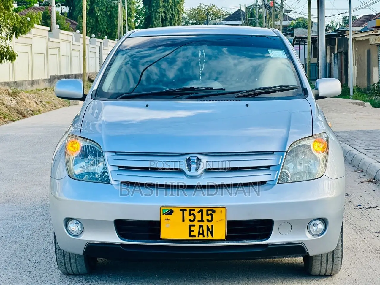 Toyota IST 2003 Silver
