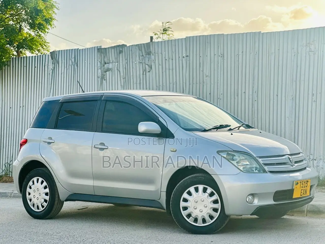 Toyota IST 2003 Silver