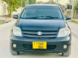 Toyota IST 2004 Black