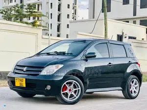 Toyota IST 2004 Black