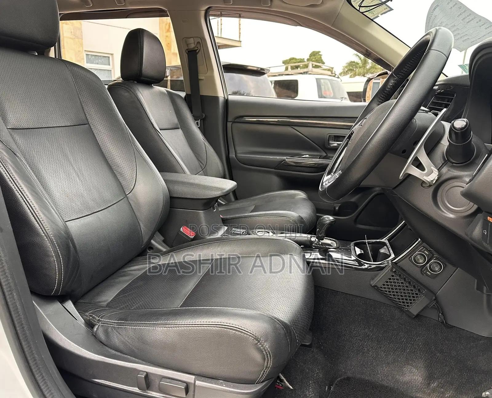 Mitsubishi Outlander 2016 White