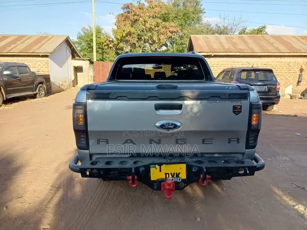 Ford Ranger Wildtrak 2016 Gray