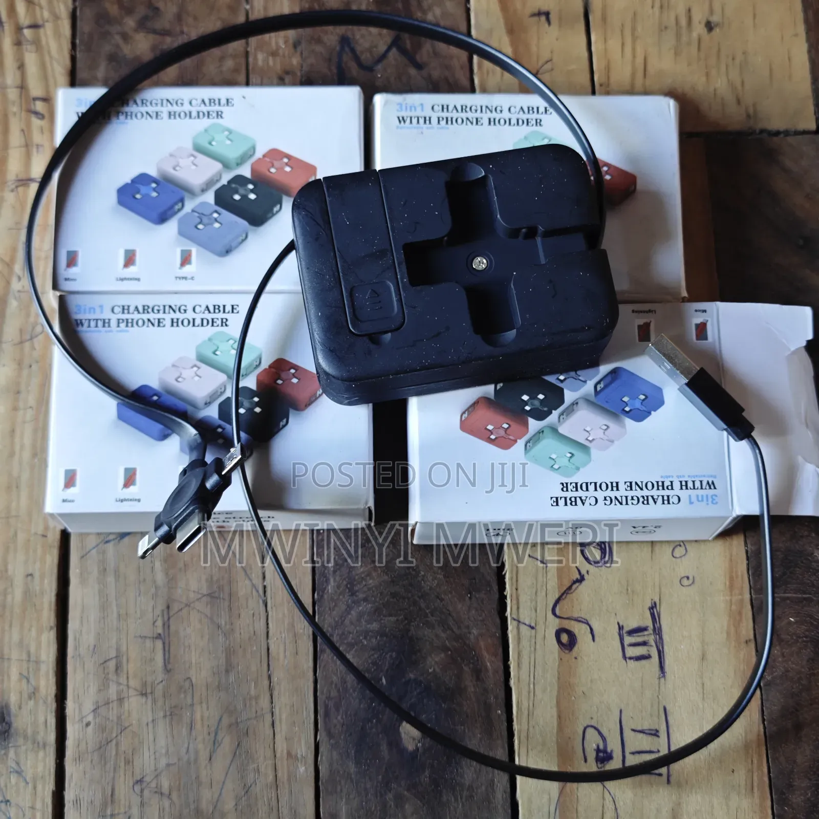 3in1 CHARGING Cable WITH PHONE Holder. Ina Micro, Lightning Na Type-C