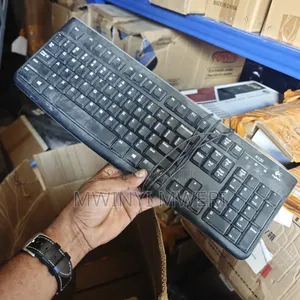 Original Desktop Keyboard Za Mtumba. Kuna Za HP, Dell Na Logitech.