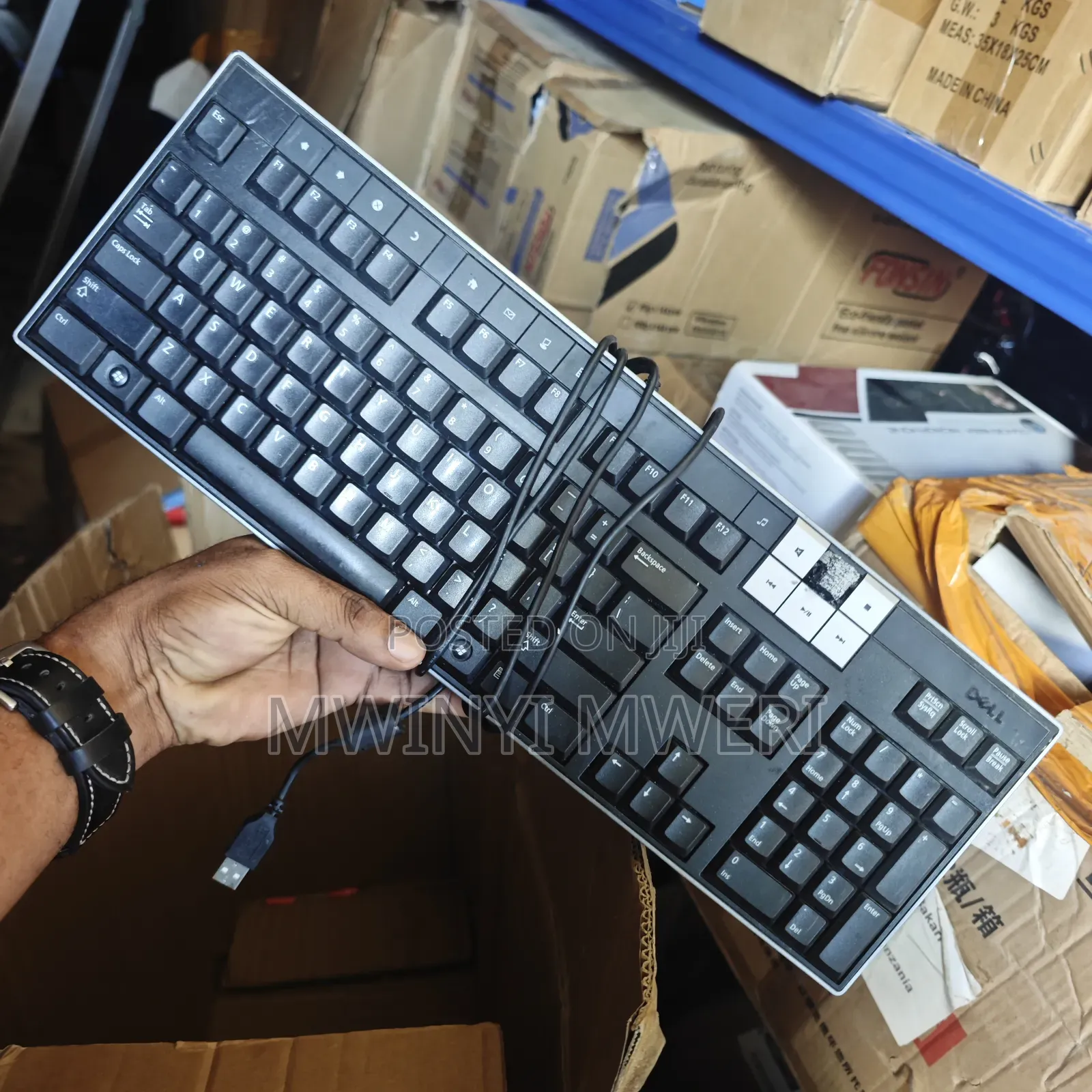 Original Desktop Keyboard Za Mtumba. Kuna Za HP, Dell Na Logitech.