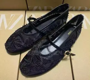 New High Quality Shoes Zara Available