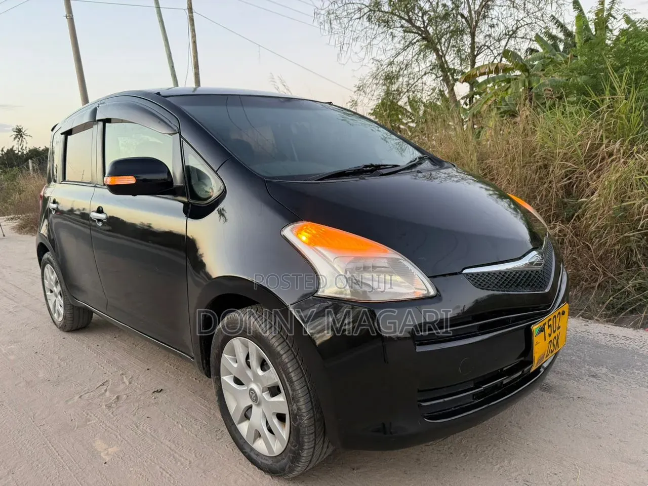 Toyota Ractis 2008 Black