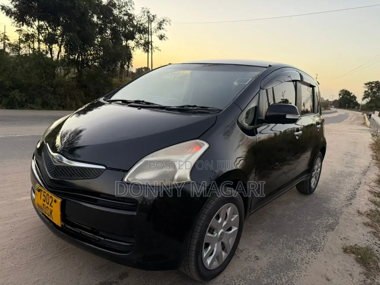 Toyota Ractis 2008 Black
