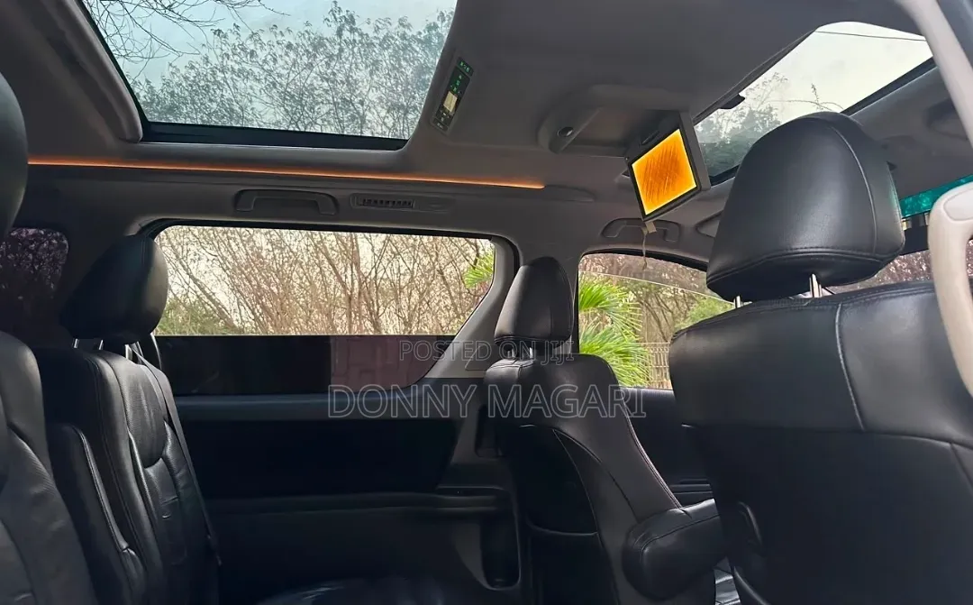 Toyota Vellfire 2009 Black