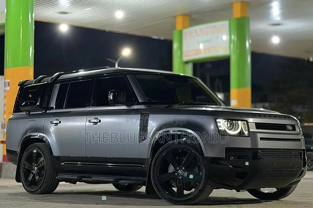 New Land Rover Defender 2025 Gray