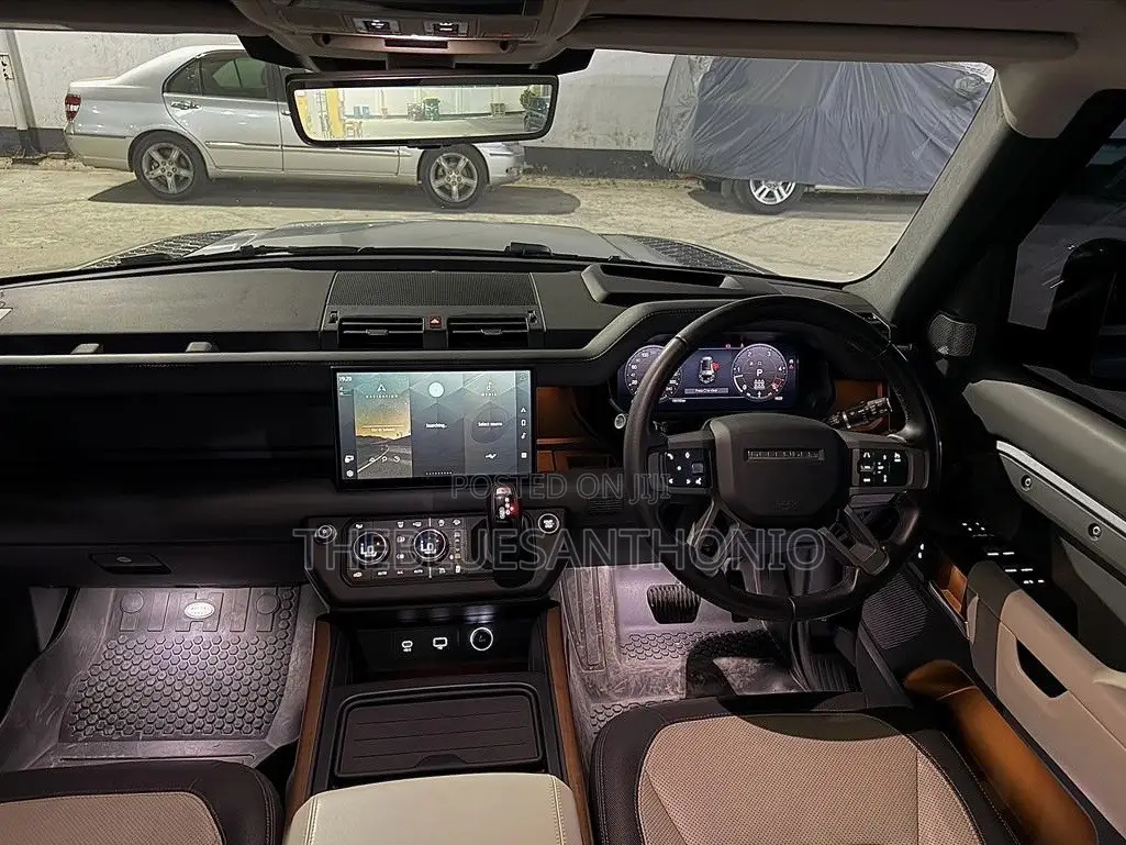 New Land Rover Defender 2025 Gray