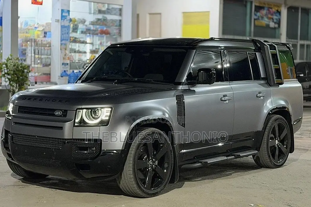 New Land Rover Defender 2025 Gray