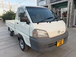 Toyota TownAce 2004 White